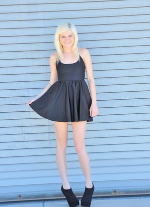 18 year old cutie Christine Paradise pulling denim shorts aside